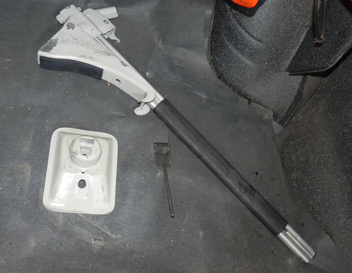 Jack Shaft Rubber Insulator, 1968-77 Oldsmobile