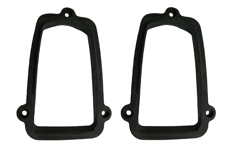 Molded Rubber Tail Light Bezel Gaskets, 1969 Cutlass/442 pair